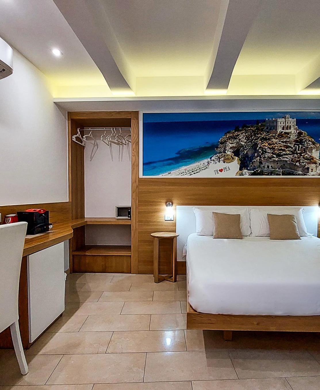 Don Francisco Rooms - Tropea Eksteriør billede